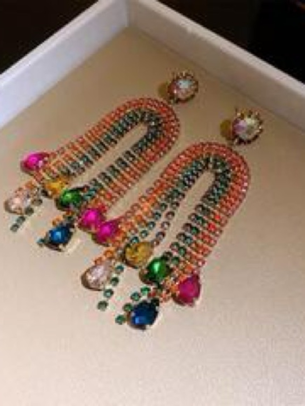 FULL OF GEMS RAINBOW DAZZLES